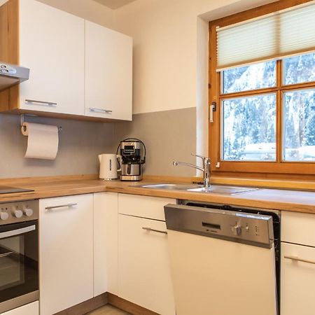 Sonnenhof - Apartments & Zimmer Kaunertal Extérieur photo